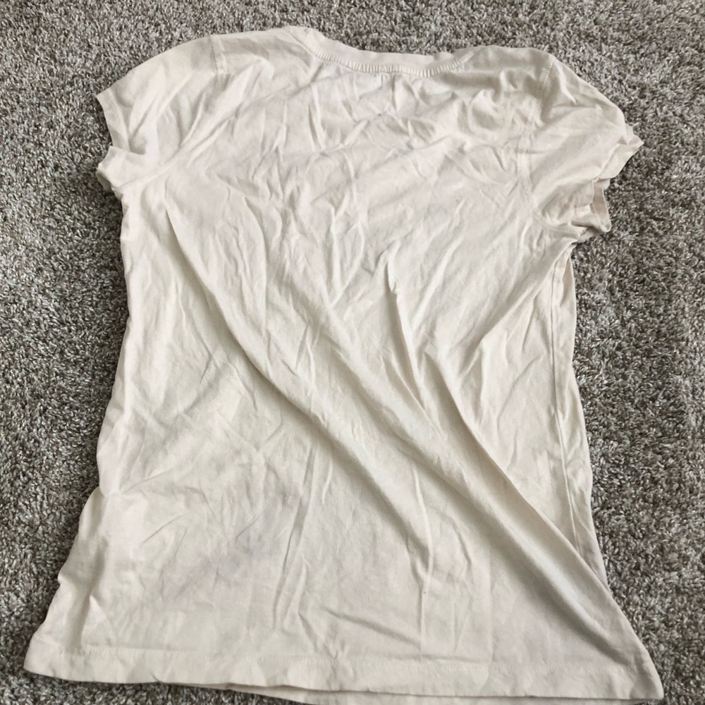 Universal Thread tee - Picture 3 of 3